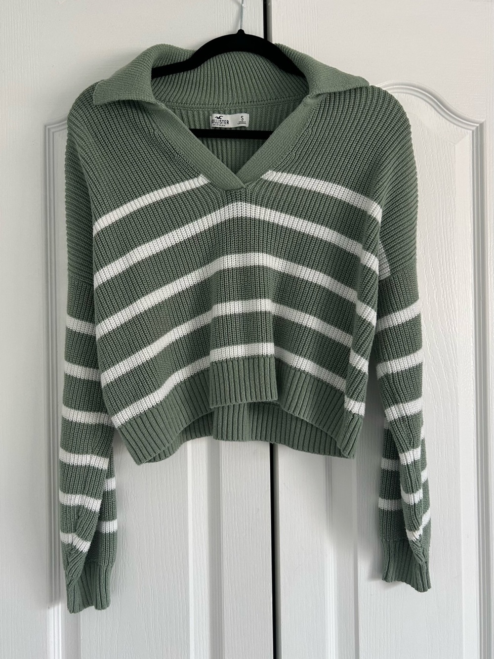 Hollister Sage Green and White Striped V-Neck Knit Sweater